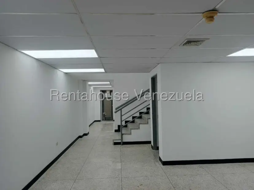 Local Comercial En Alquiler En 5 de Julio