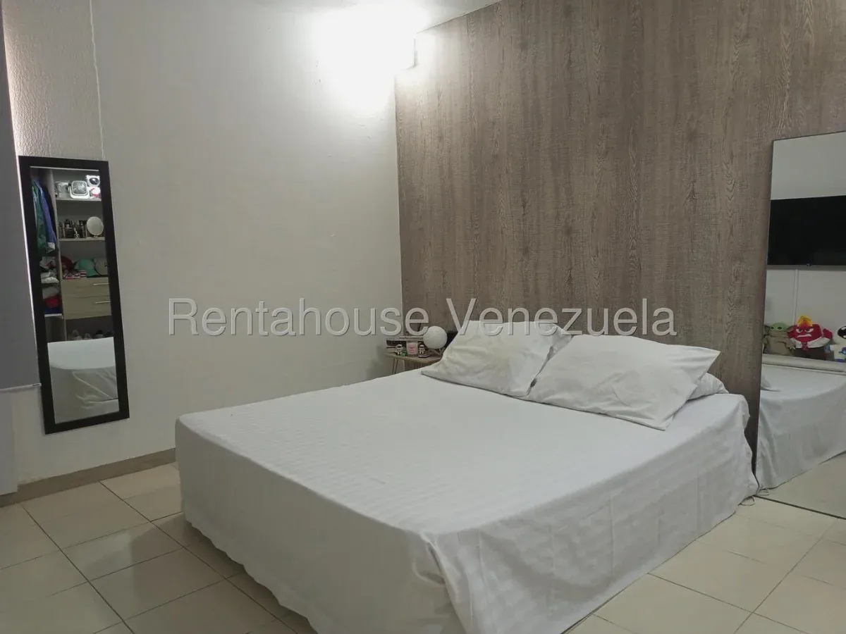 Apartamento En Venta En La Lago - 16