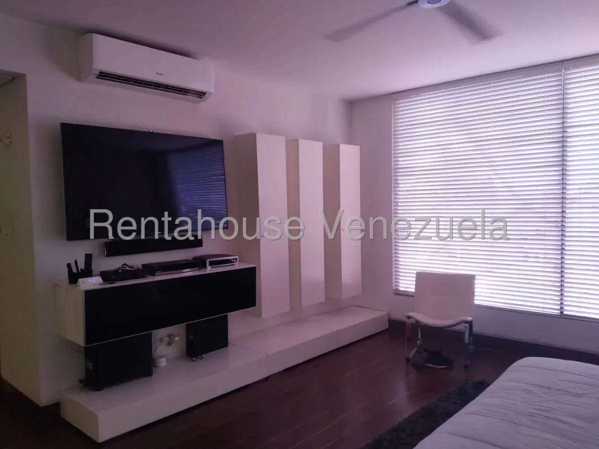 Casa En Alquiler En El Milagro MLS #26-4236 - 16