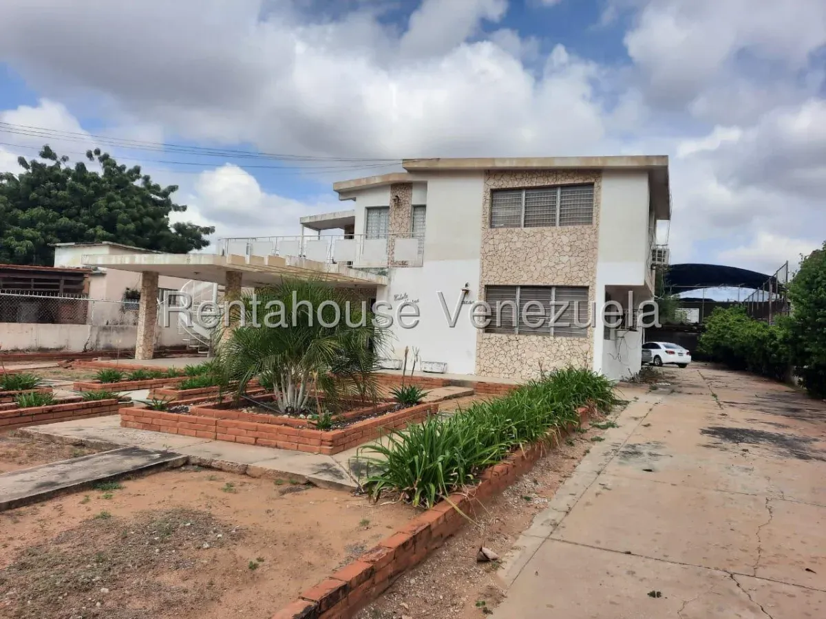 Casa En Venta En El Prado - 2