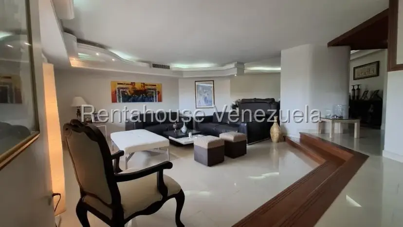 Exclusivo Apartamento En Venta En La Lago 