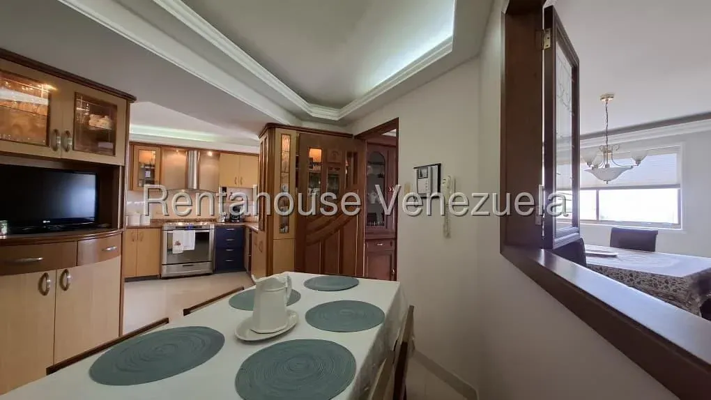 Exclusivo Apartamento En Venta En La Lago  - 5