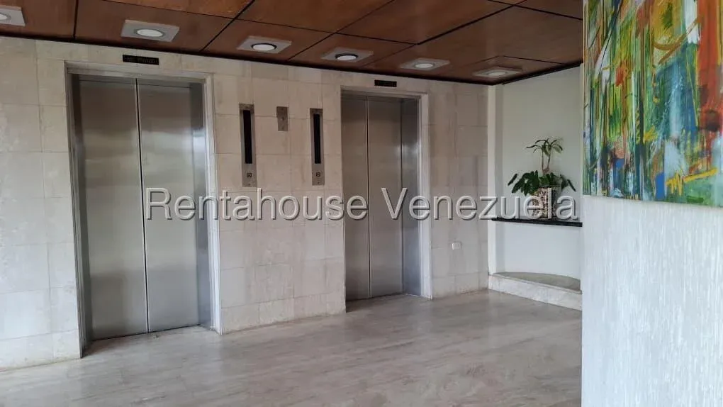 Exclusivo Apartamento En Venta En La Lago  - 20