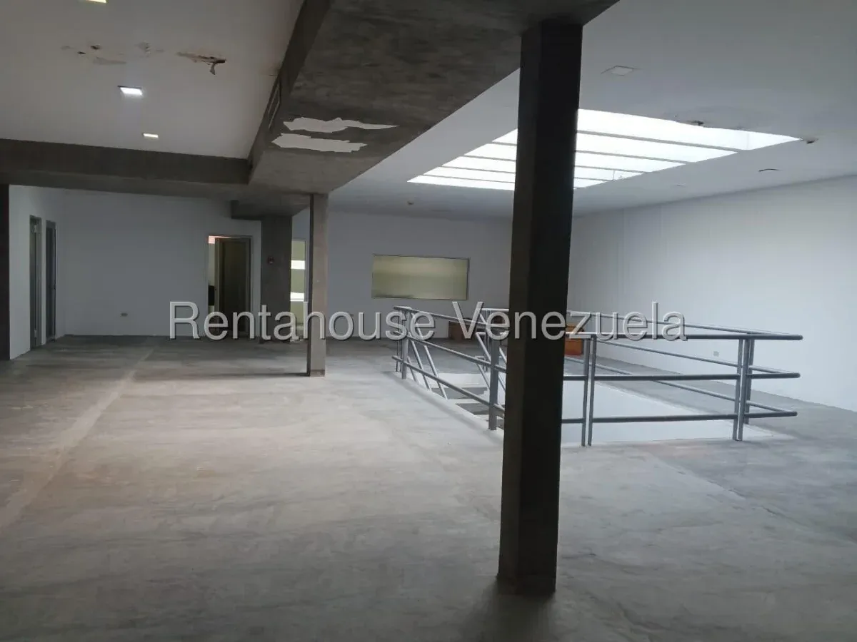 Edificio En Venta En El Sector Belloso - 13