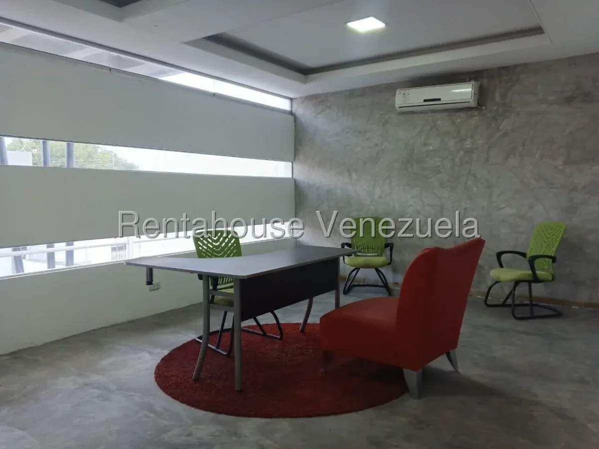 Edificio En Venta En El Sector Belloso - 16
