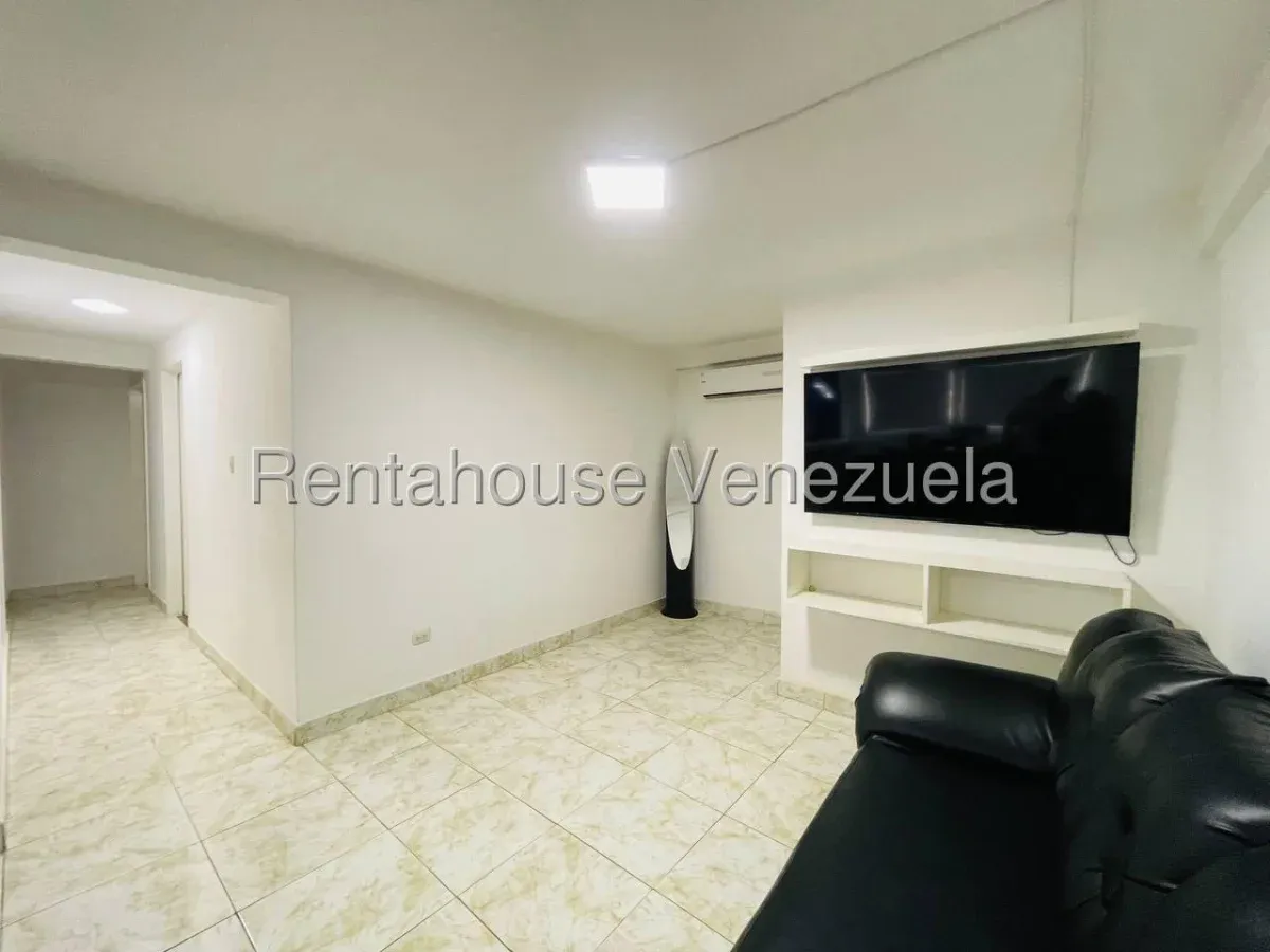 Hermoso Apartamento en Venta Res. Turmero Calle Camilo Torres, Turmero, Edo. Aragua - 3