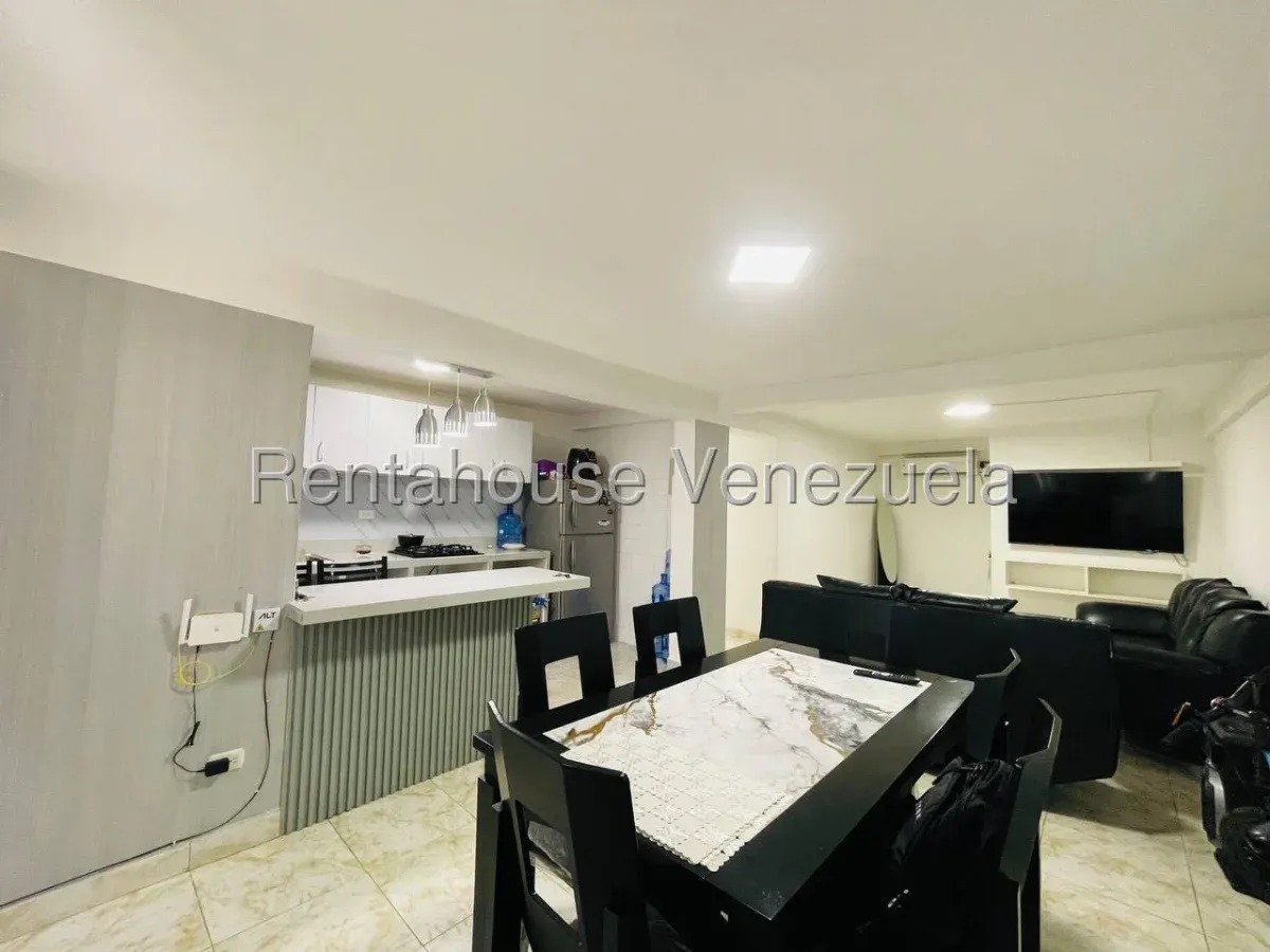 Hermoso Apartamento en Venta Res. Turmero Calle Camilo Torres, Turmero, Edo. Aragua - 5