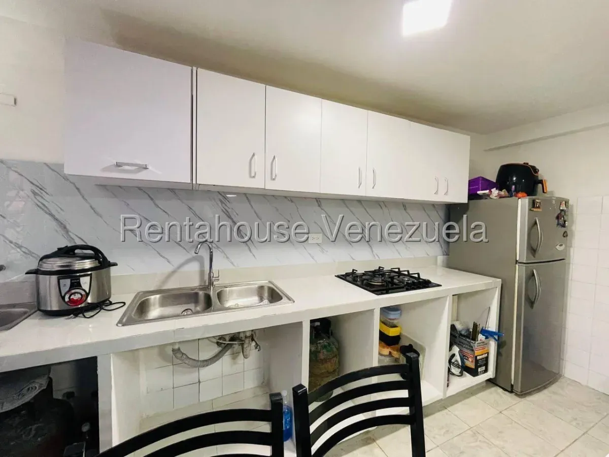 Hermoso Apartamento en Venta Res. Turmero Calle Camilo Torres, Turmero, Edo. Aragua - 7
