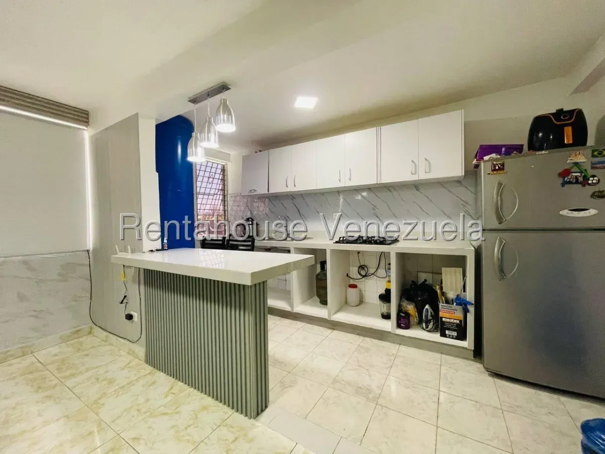 Hermoso Apartamento en Venta Res. Turmero Calle Camilo Torres, Turmero, Edo. Aragua - 8