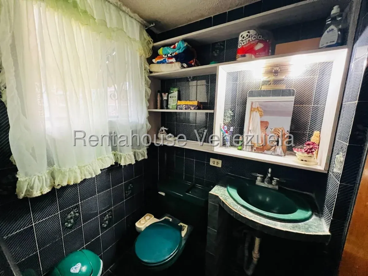 Cómodo Apartamento en Venta Urb. Fundación Mendoza II, Maracay - 12
