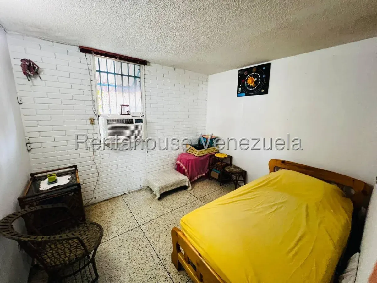 Cómodo Apartamento en Venta Urb. Fundación Mendoza II, Maracay - 16