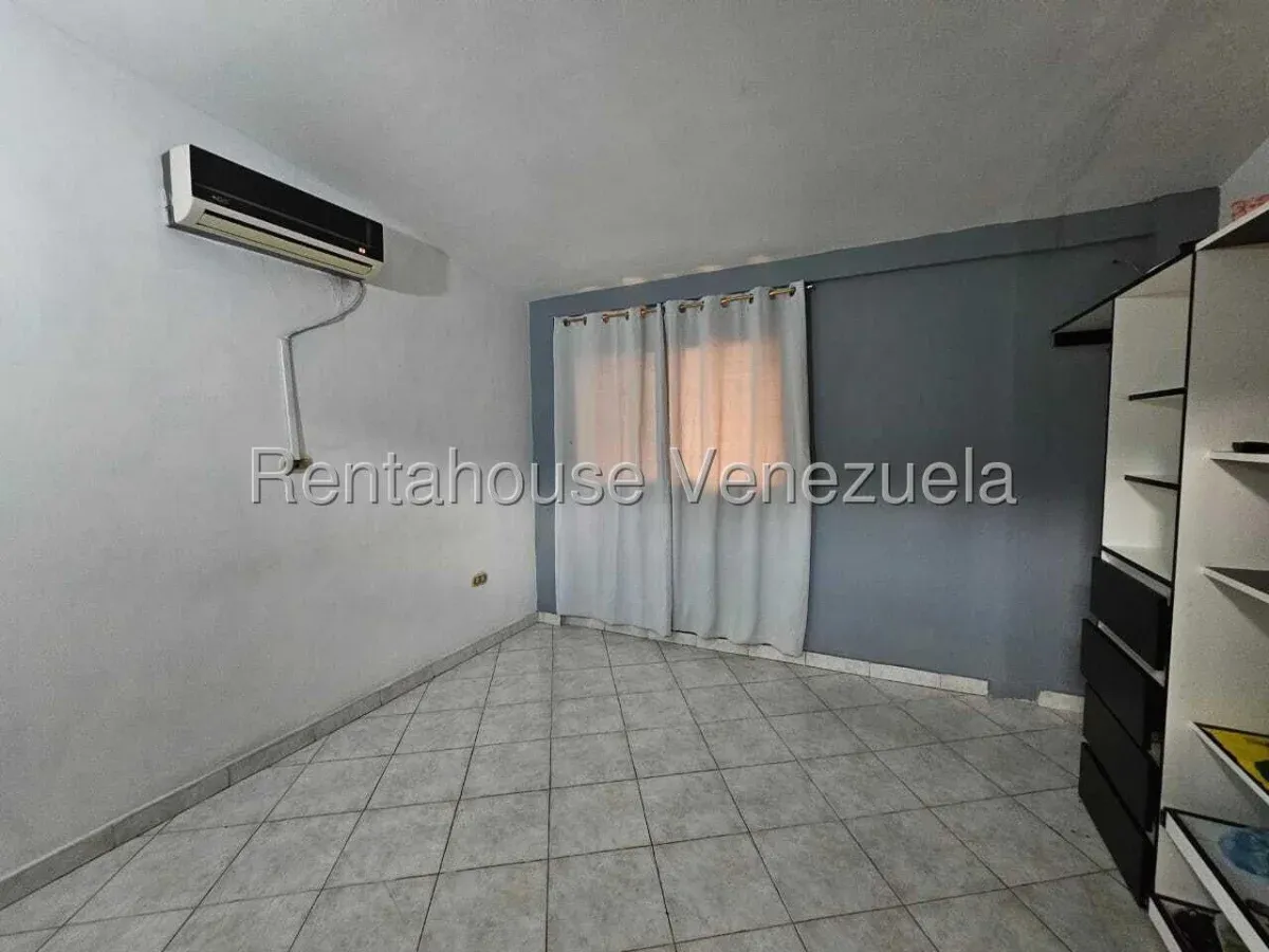 Casa en Venta Residencia La Coromoto, Maracay, Edo. Aragua - 19