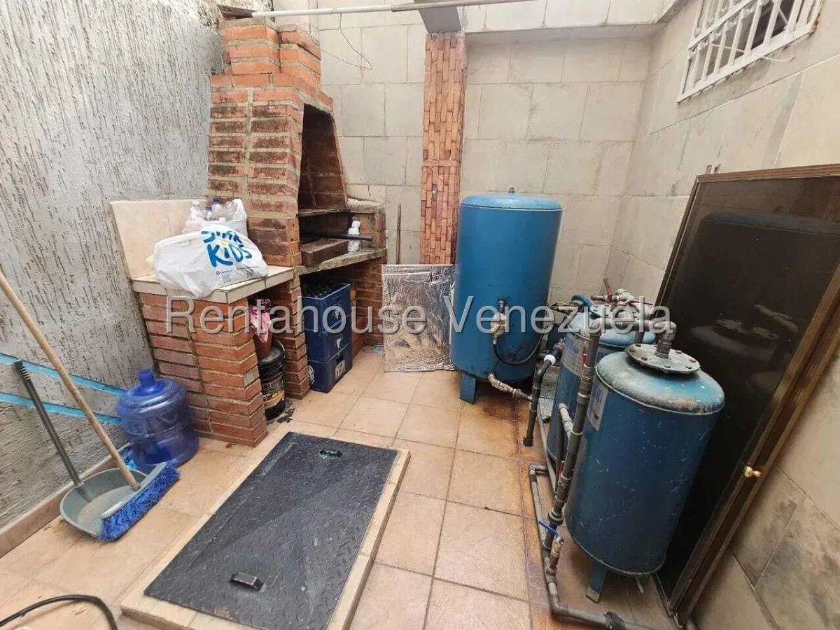 Casa en Venta Residencia La Coromoto, Maracay, Edo. Aragua - 22
