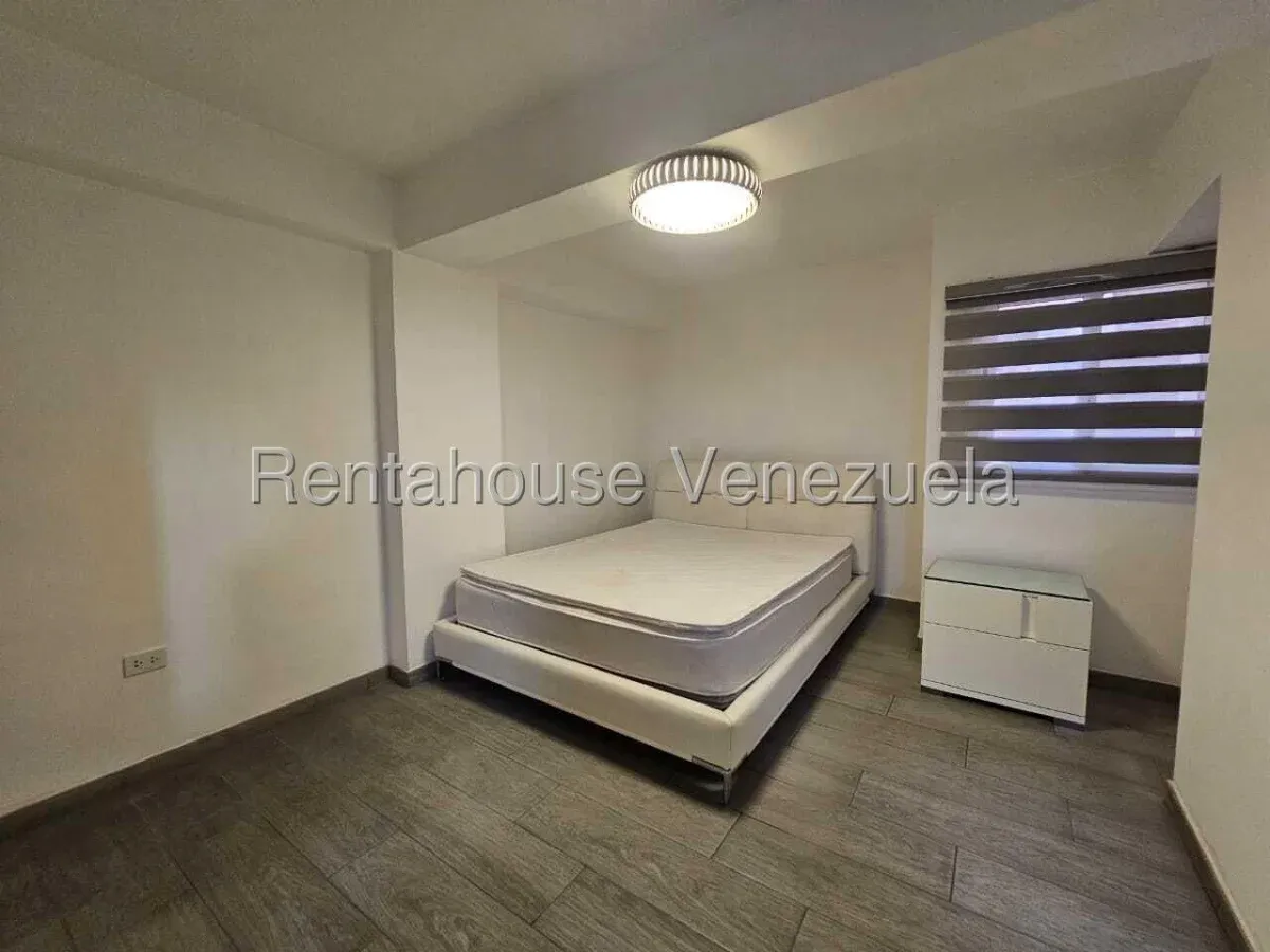 Apartamento en Venta Zona Norte de Maracay, Urb. San Isidro, Piso Bajo con Planta Eléctrica  - 16