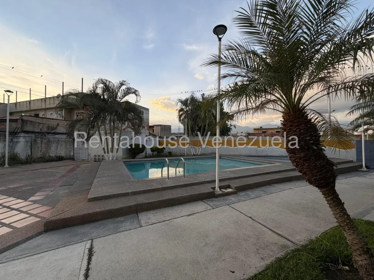 Hermoso Apartamento en Venta Conj Res Villas Geicas, La Morita I, Edo Aragua, Piso Bajo - 17