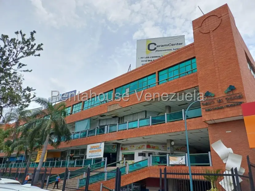 Estupenda Oficina en Venta CC Paseo Las Delicias 1 Maracay