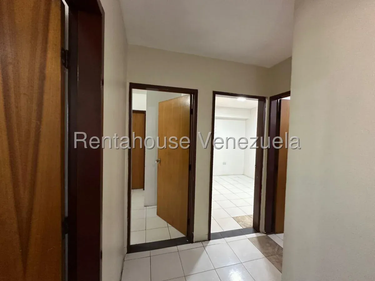 Cómodo Apartamento en Venta Calle Mariño Maracay - 8
