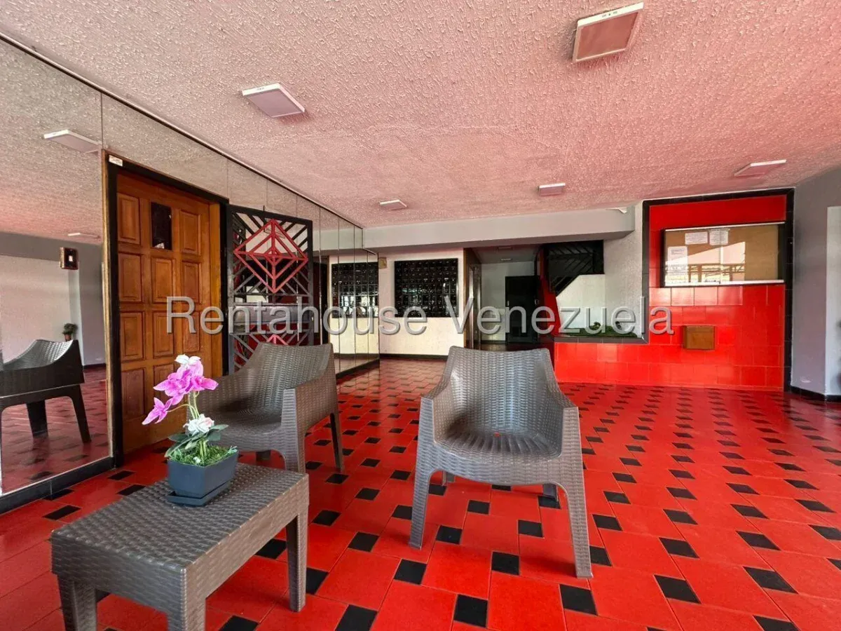 Cómodo Apartamento en Venta Calle Mariño Maracay - 15