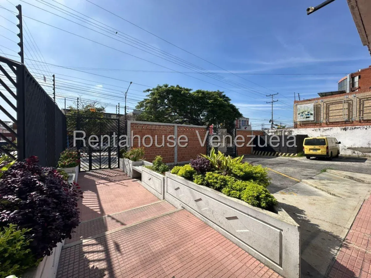 Cómodo Apartamento en Venta Calle Mariño Maracay - 18