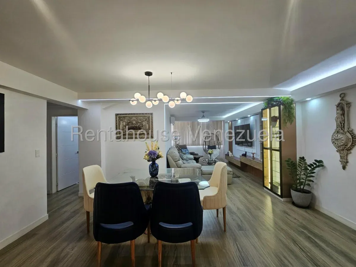Moderno Apartamento en Venta Sector La Barraca. Maracay - 6