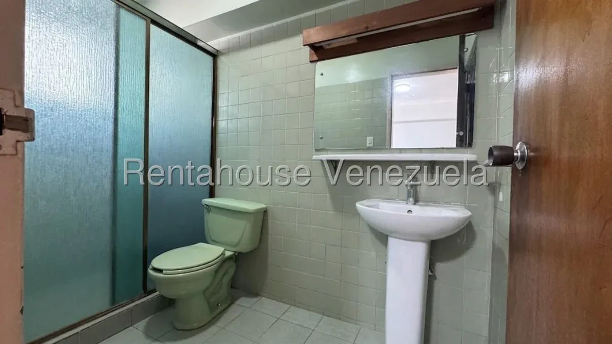 Excelente Apartamento en Venta Sector Centro Maracay, Calle Santos Michelena - 15