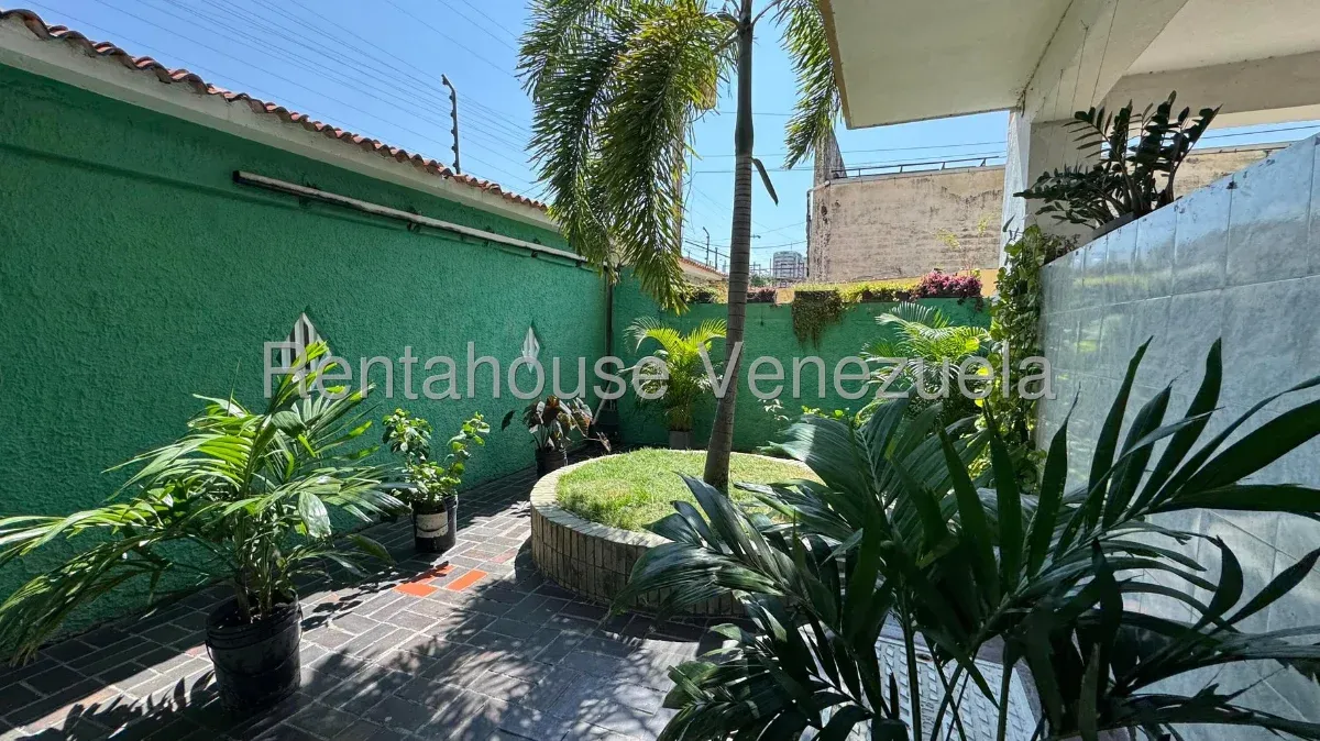 Excelente Apartamento en Venta Sector Centro Maracay, Calle Santos Michelena - 16