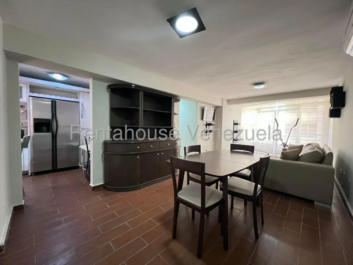 Exclusivo Apartamento en Alquiler Urb. Los Chaguaramos, Av. Fuerzas Aéreas Maracay - 7