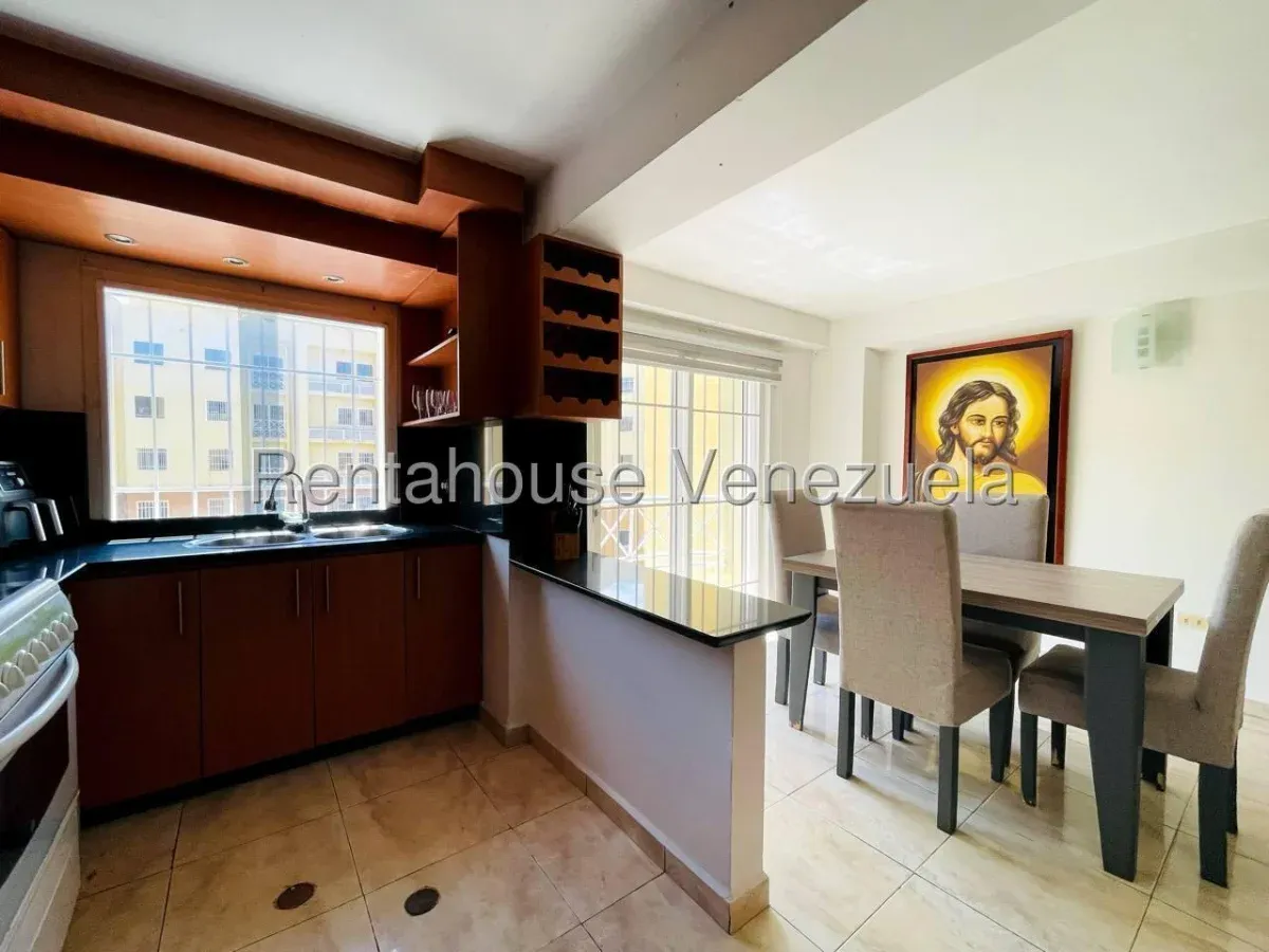 Apartamento en Alquiler Av. Intercomunal Turmero Maracay Conjunto Residencial Los Roques - 10