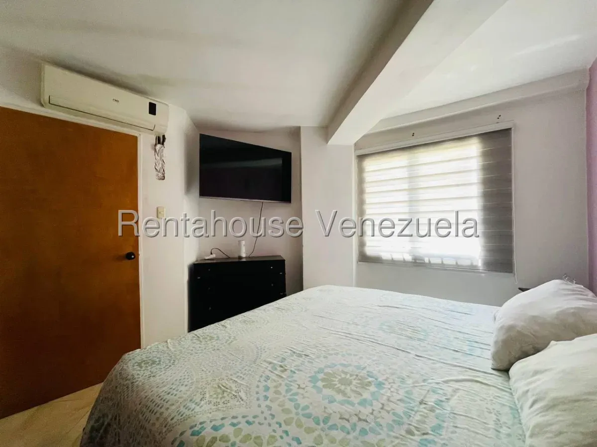 Apartamento en Alquiler Av. Intercomunal Turmero Maracay Conjunto Residencial Los Roques - 18