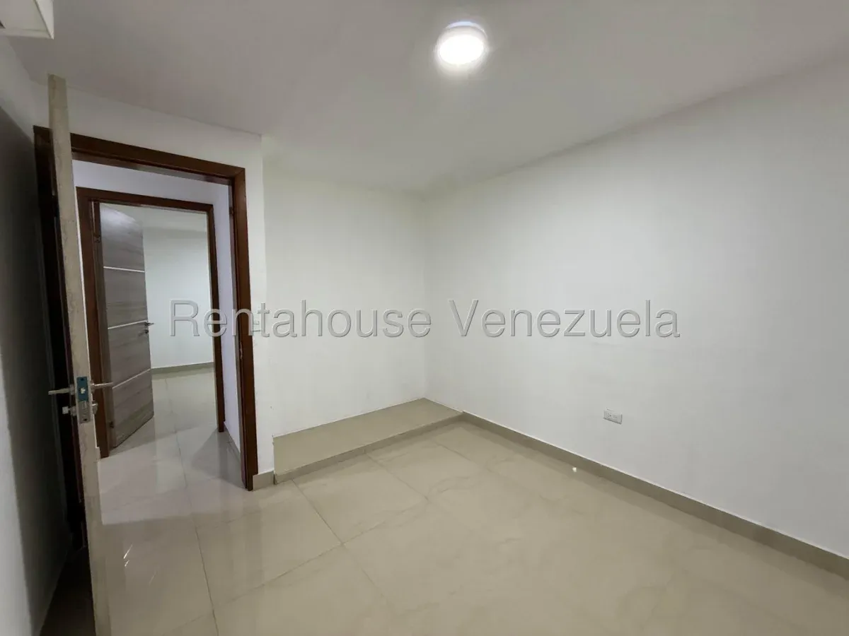 Hermoso Apartamento en Alquiler Urb. La Placera San Jacinto, Maracay - 8