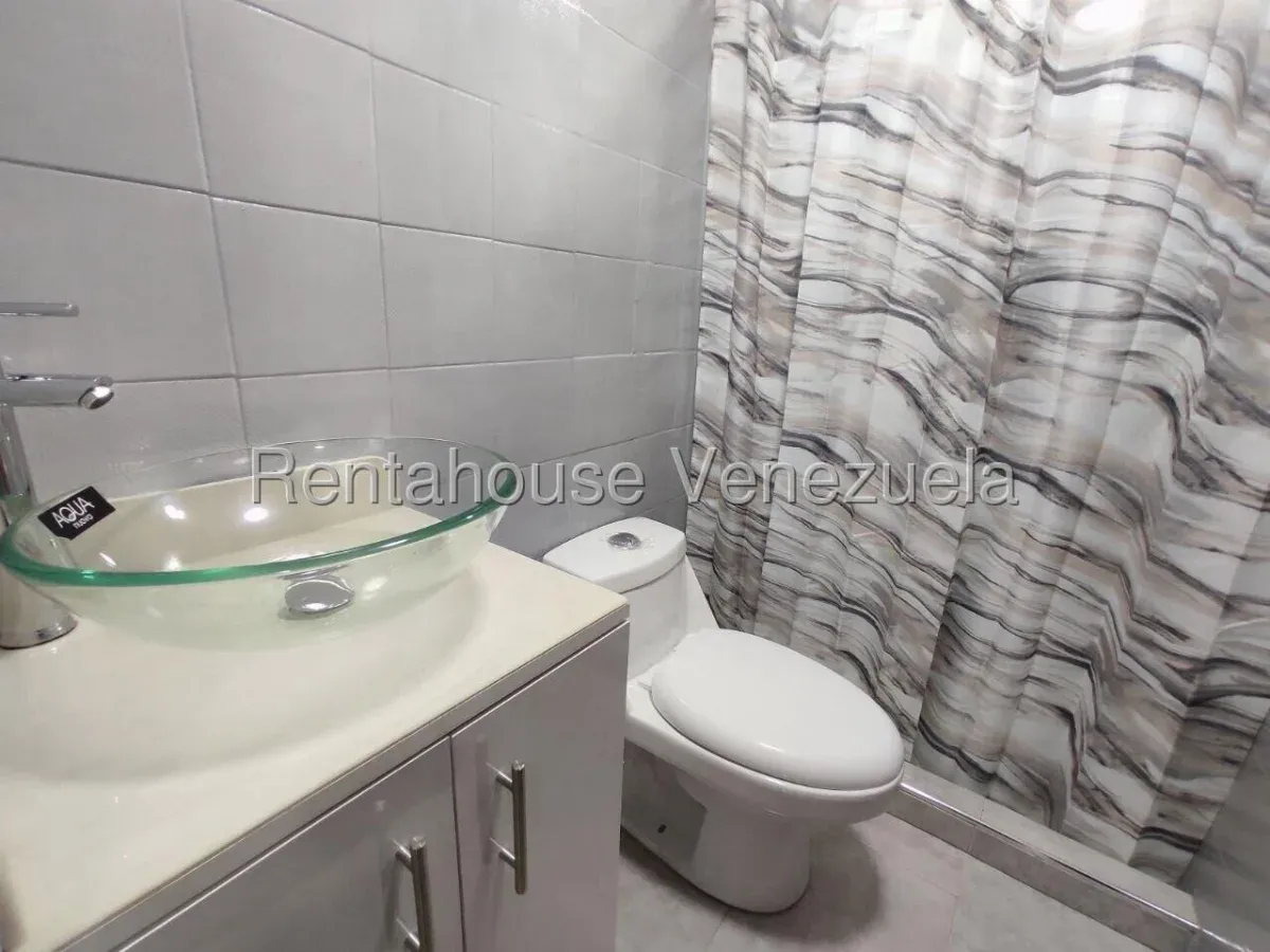 Hermoso Apartamento en Alquiler Urb. El LagoI, Los Samanes, Maracay - 12