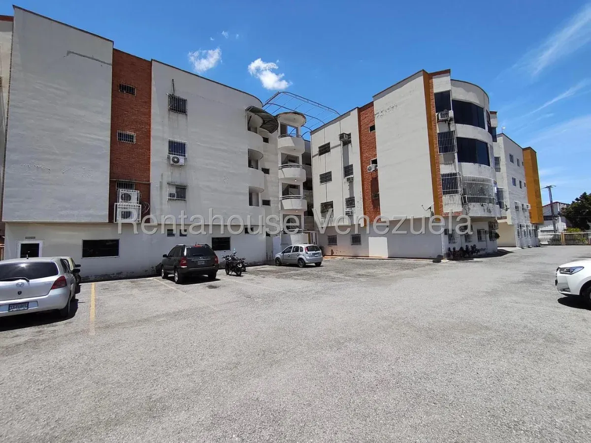 Excelente Apartamento en Venta Amoblado Urb. Las Cayenas La Morita I, Maracay - 23