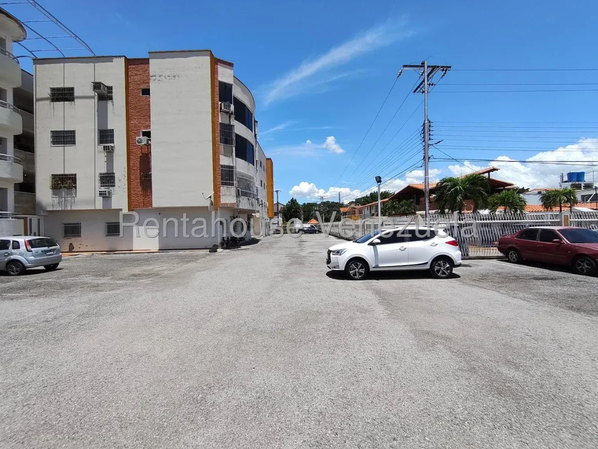 Excelente Apartamento en Venta Amoblado Urb. Las Cayenas La Morita I, Maracay - 25