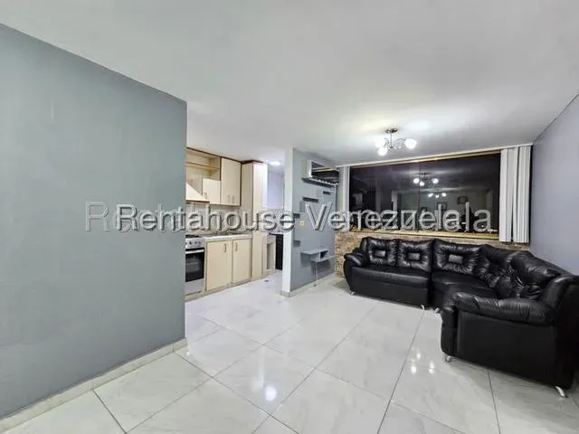 Hermoso Apartamento en Alquiler Urb. Bosque Alto Av. Fuerzas Aéreas Maracay - 4