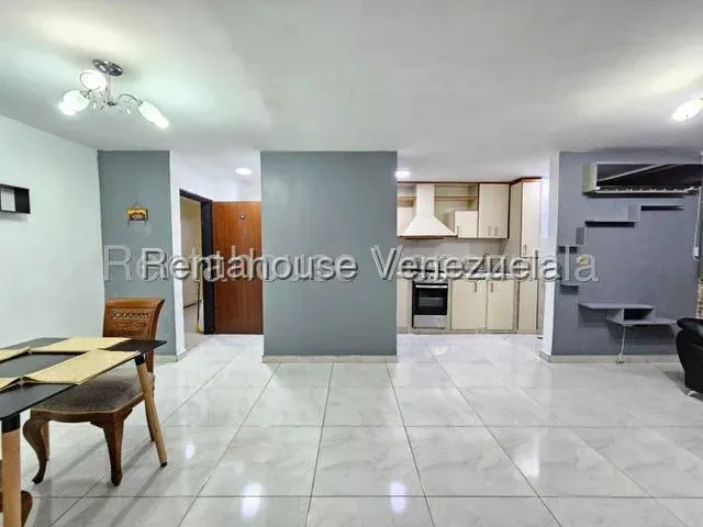 Hermoso Apartamento en Alquiler Urb. Bosque Alto Av. Fuerzas Aéreas Maracay - 8