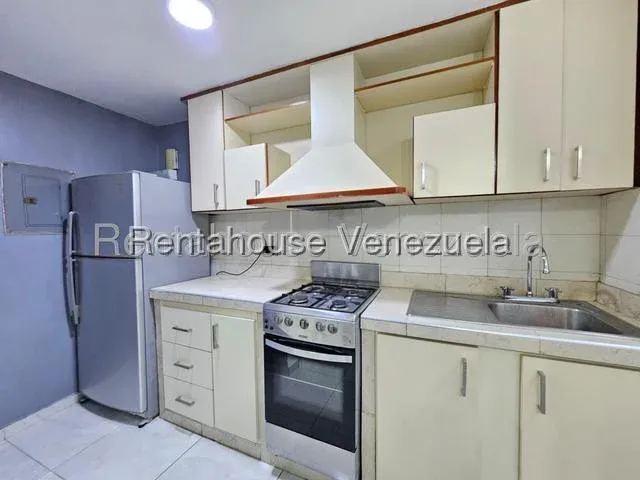 Hermoso Apartamento en Alquiler Urb. Bosque Alto Av. Fuerzas Aéreas Maracay - 10