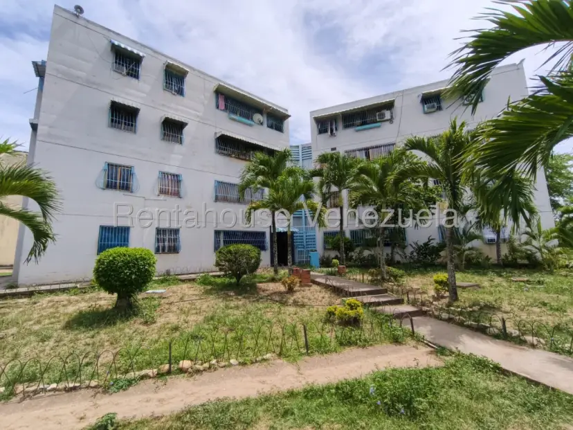 Cómodo Apartamento en Venta Urbanización Las Mercedes La Victoria