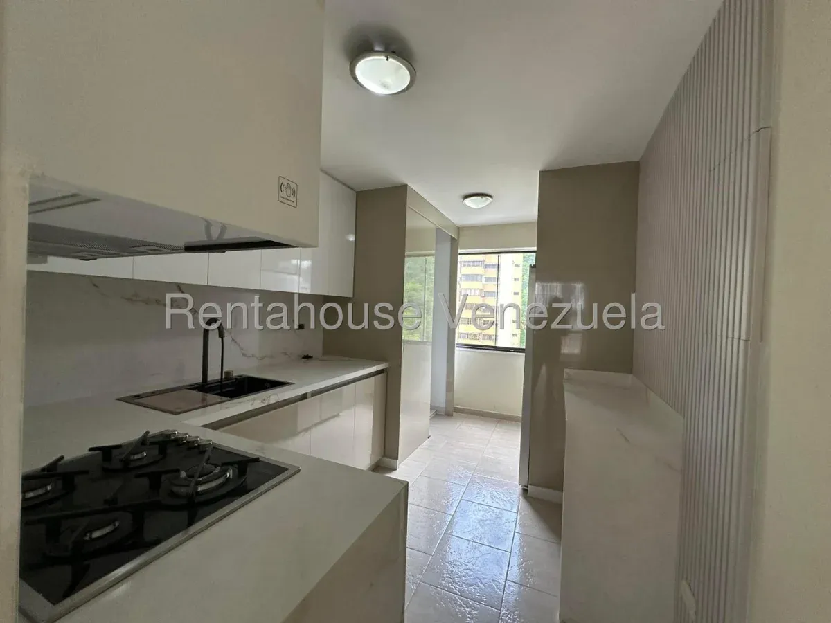 Hermoso Apartamento en Venta Urb. Calicanto, Maracay - 7