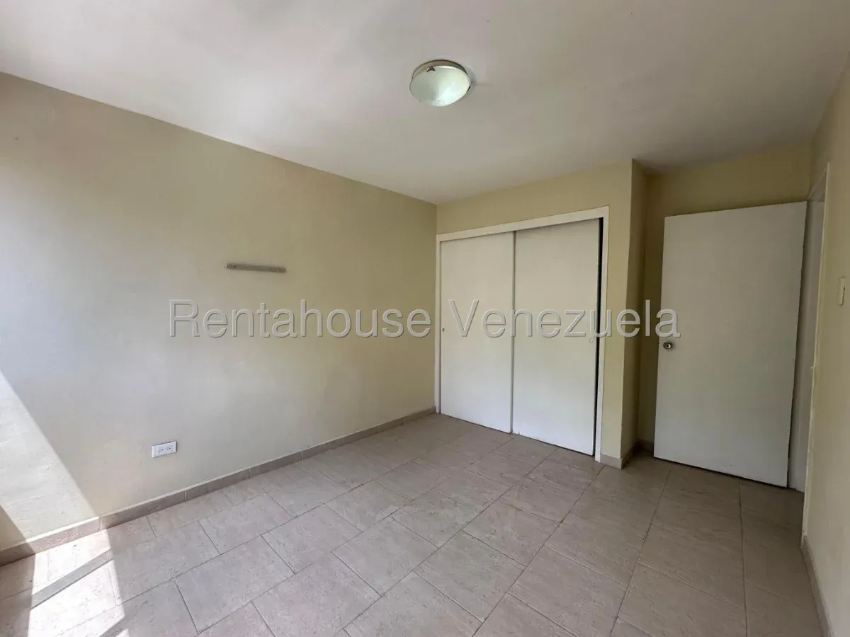Hermoso Apartamento en Venta Urb. Calicanto, Maracay - 17