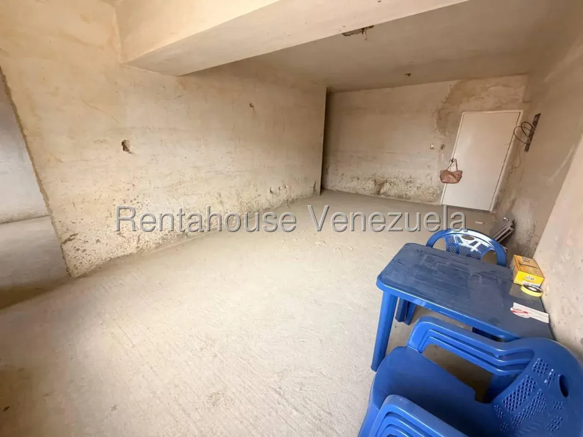 Apartamento en Venta Obra Gris Residencias San Gabriel Urb. Base Aragua Maracay - 9