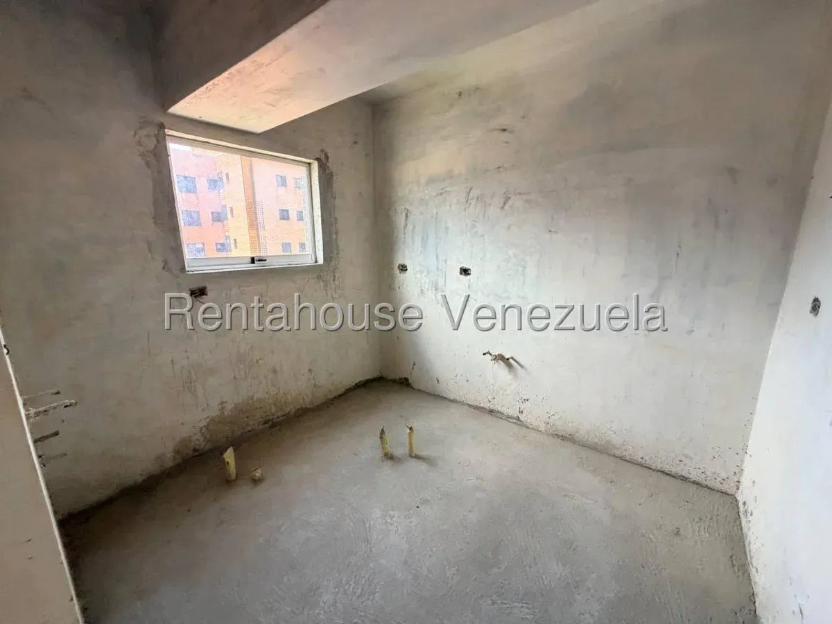 Apartamento en Venta Obra Gris Residencias San Gabriel Urb. Base Aragua Maracay - 10