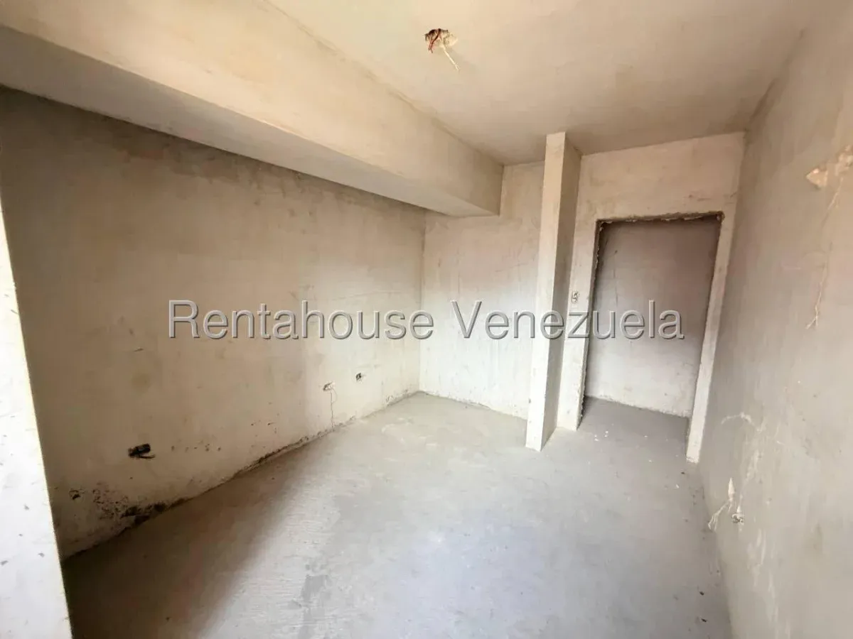 Apartamento en Venta Obra Gris Residencias San Gabriel Urb. Base Aragua Maracay - 12