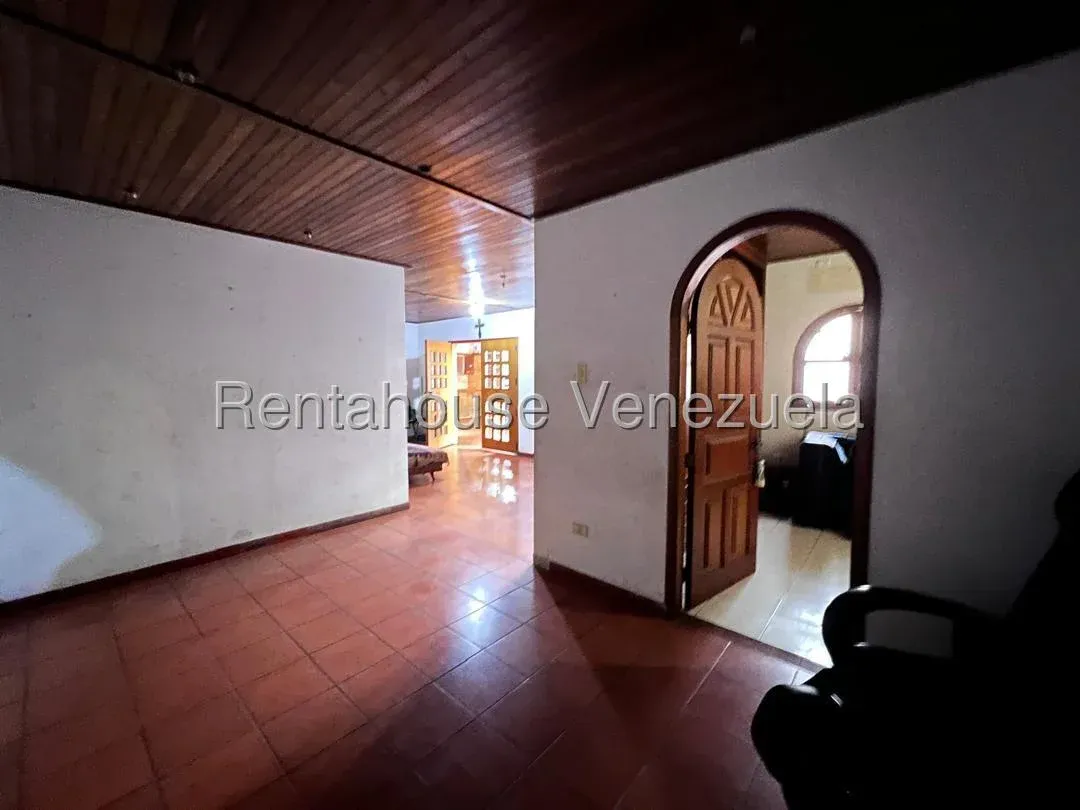 Potencial Propiedad en Venta Av. Victoria, Sector Centro La Victoria Edo. Aragua - 6
