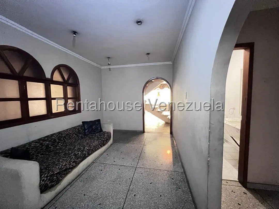 Potencial Propiedad en Venta Av. Victoria, Sector Centro La Victoria Edo. Aragua - 8