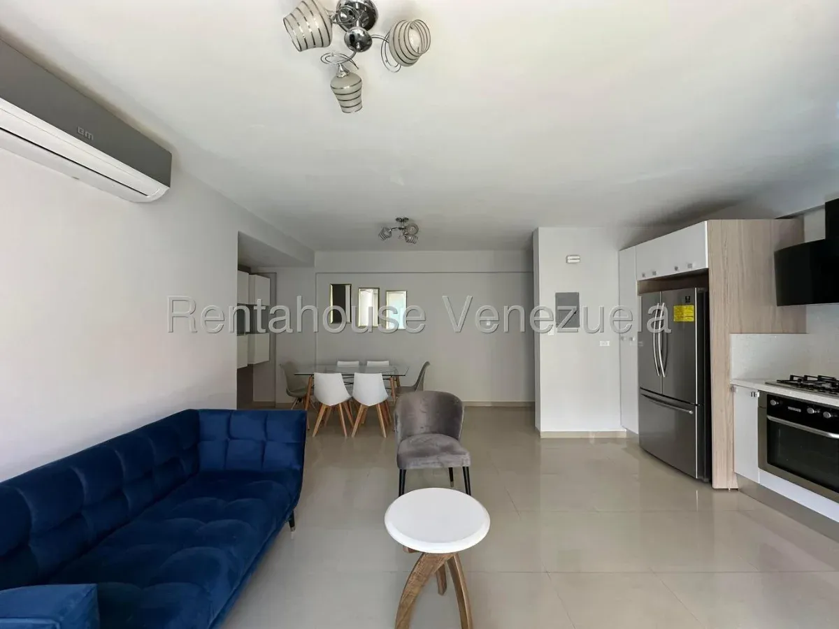 Exclusividad y Confort Apartamento en Venta Av. Las Delicias, Maracay, Piso bajo - 3