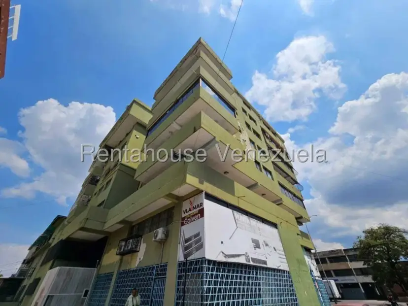 Cómodo Apartamento en Venta Zona centro de Maracay Av. Bolívar