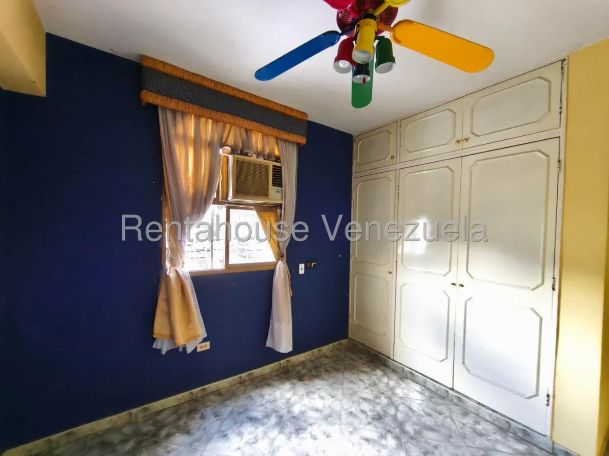 Amplio Apartamento en Venta Sector Centro de La Victoria, Edo. Aragua - 12