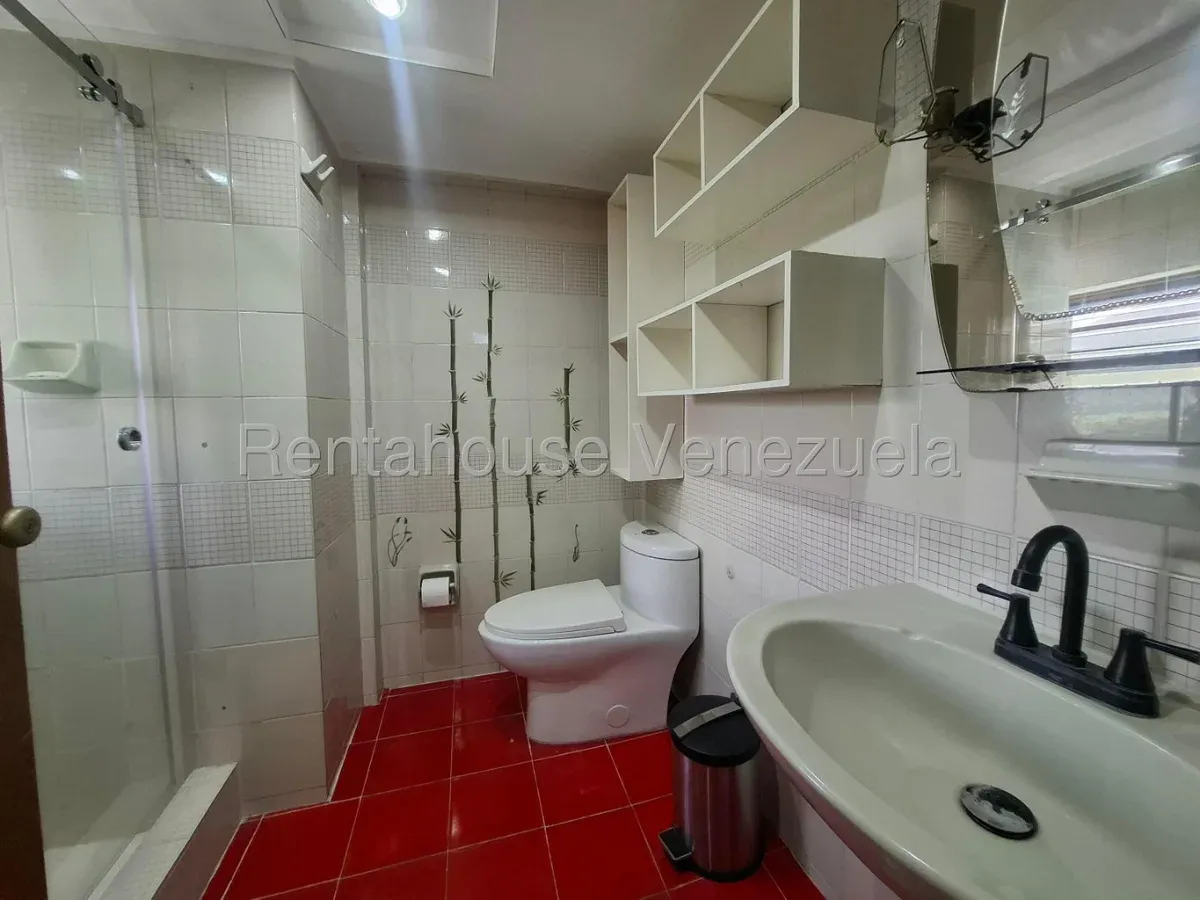 Amplio Apartamento en Venta Residencias Los Jardines Ipsfa Av. Bolívar Maracay - 19