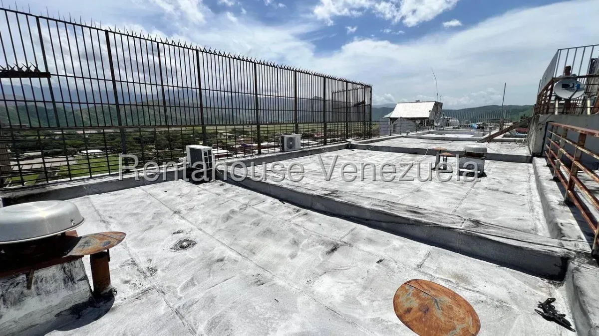 Excelente Pent-House Res Los Jardines Av. Bolívar, Sector IPSFA, Maracay - 25