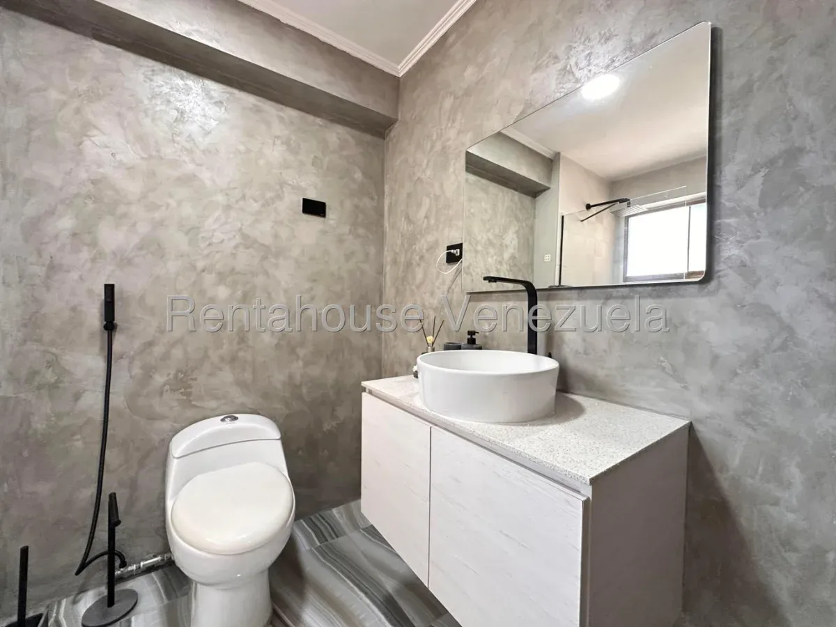 Amplio Apartamento en Venta Urb. Calicanto, Maracay - 27